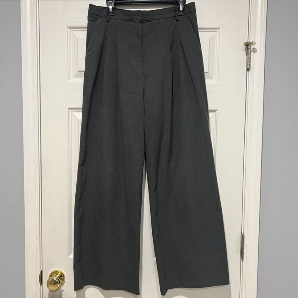 H&M Charcoal Grey Pleated Wide-Leg High-Waisted Trousers Pants - Size 12